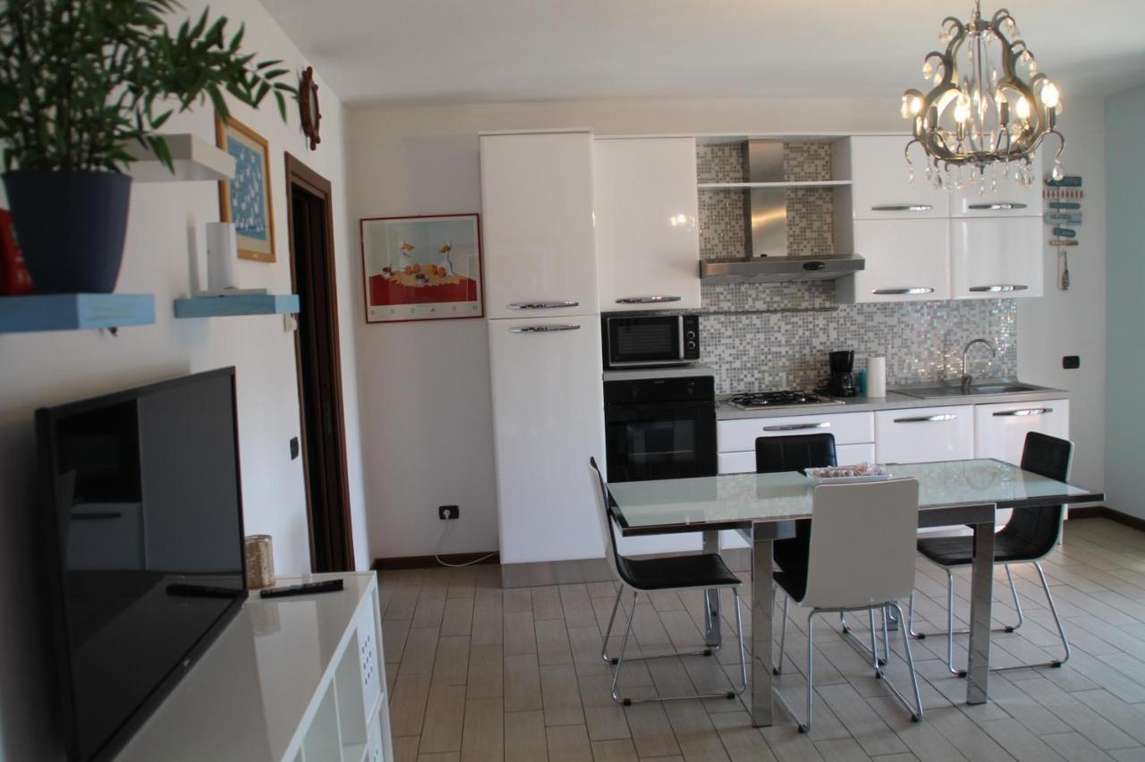 Casa Vacanze Da Riki Appartamento 2 Пескиера дел Гарда Екстериор снимка