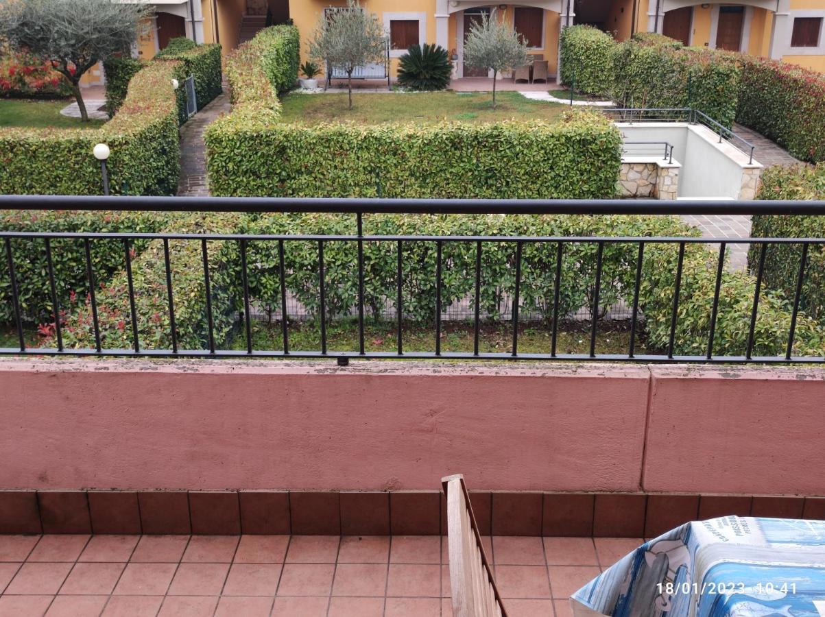 Casa Vacanze Da Riki Appartamento 2 Пескиера дел Гарда Екстериор снимка