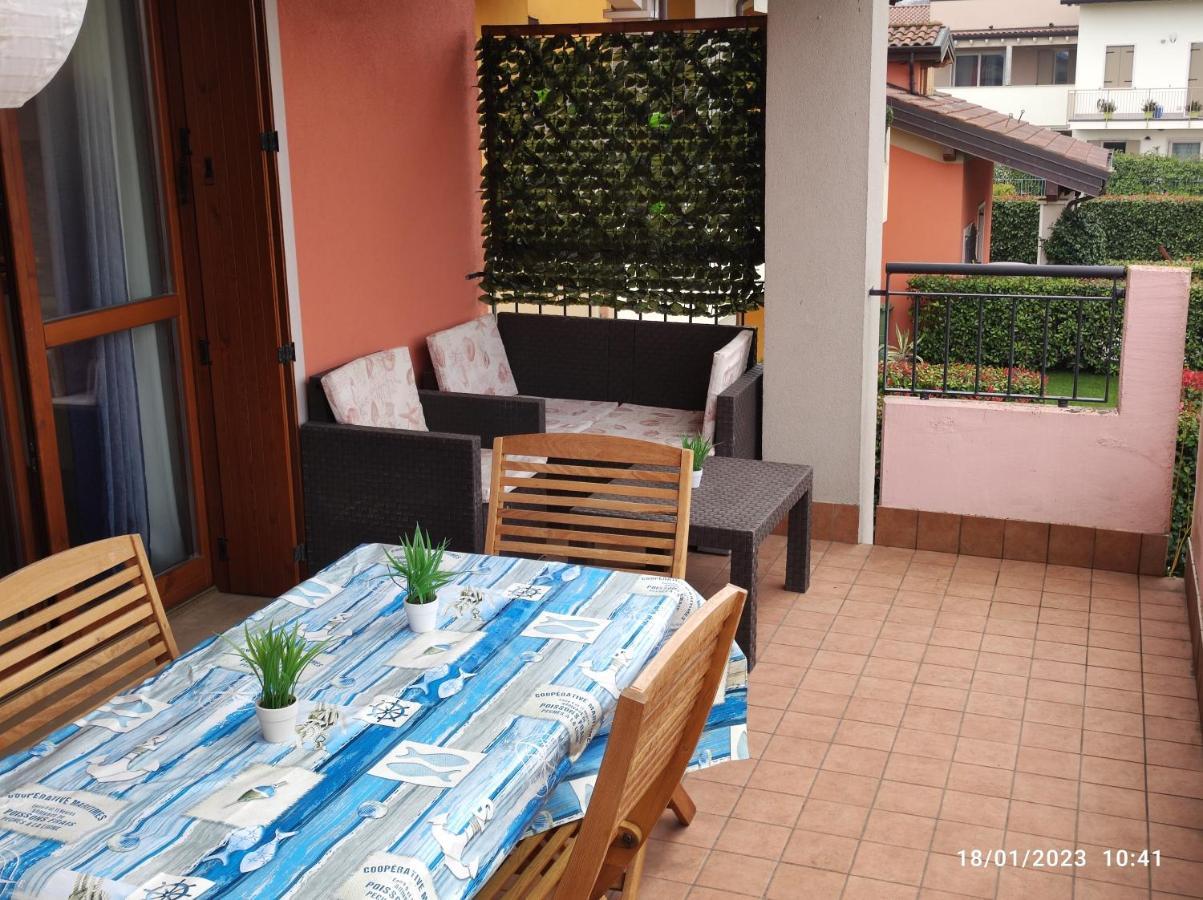 Casa Vacanze Da Riki Appartamento 2 Пескиера дел Гарда Екстериор снимка