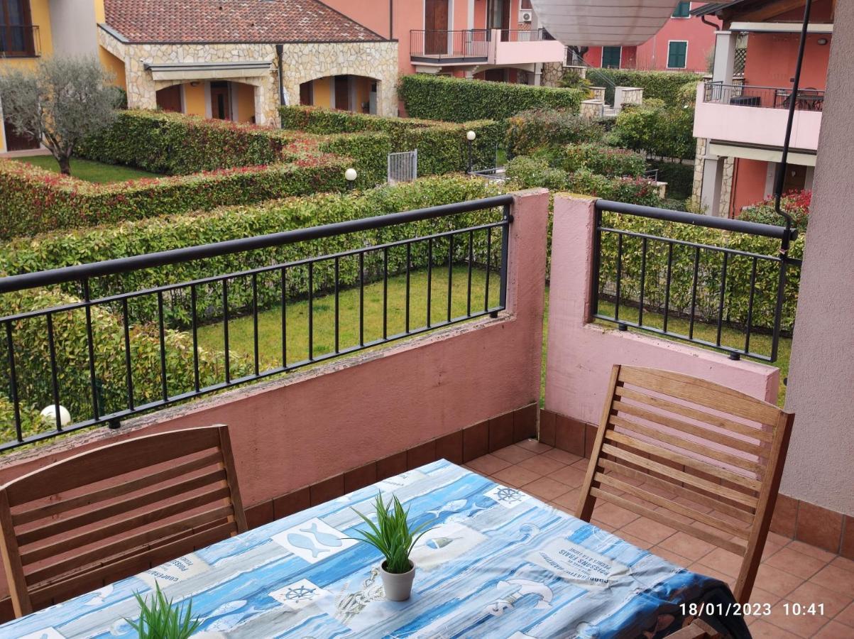 Casa Vacanze Da Riki Appartamento 2 Пескиера дел Гарда Екстериор снимка