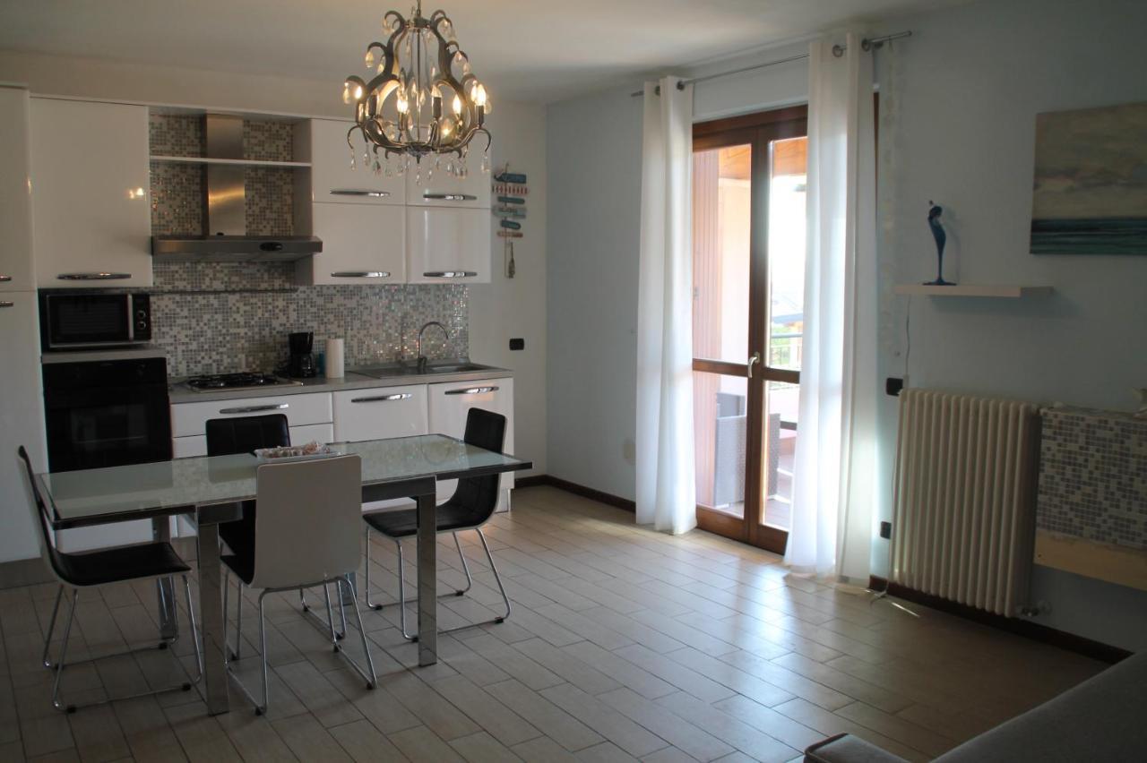Casa Vacanze Da Riki Appartamento 2 Пескиера дел Гарда Екстериор снимка